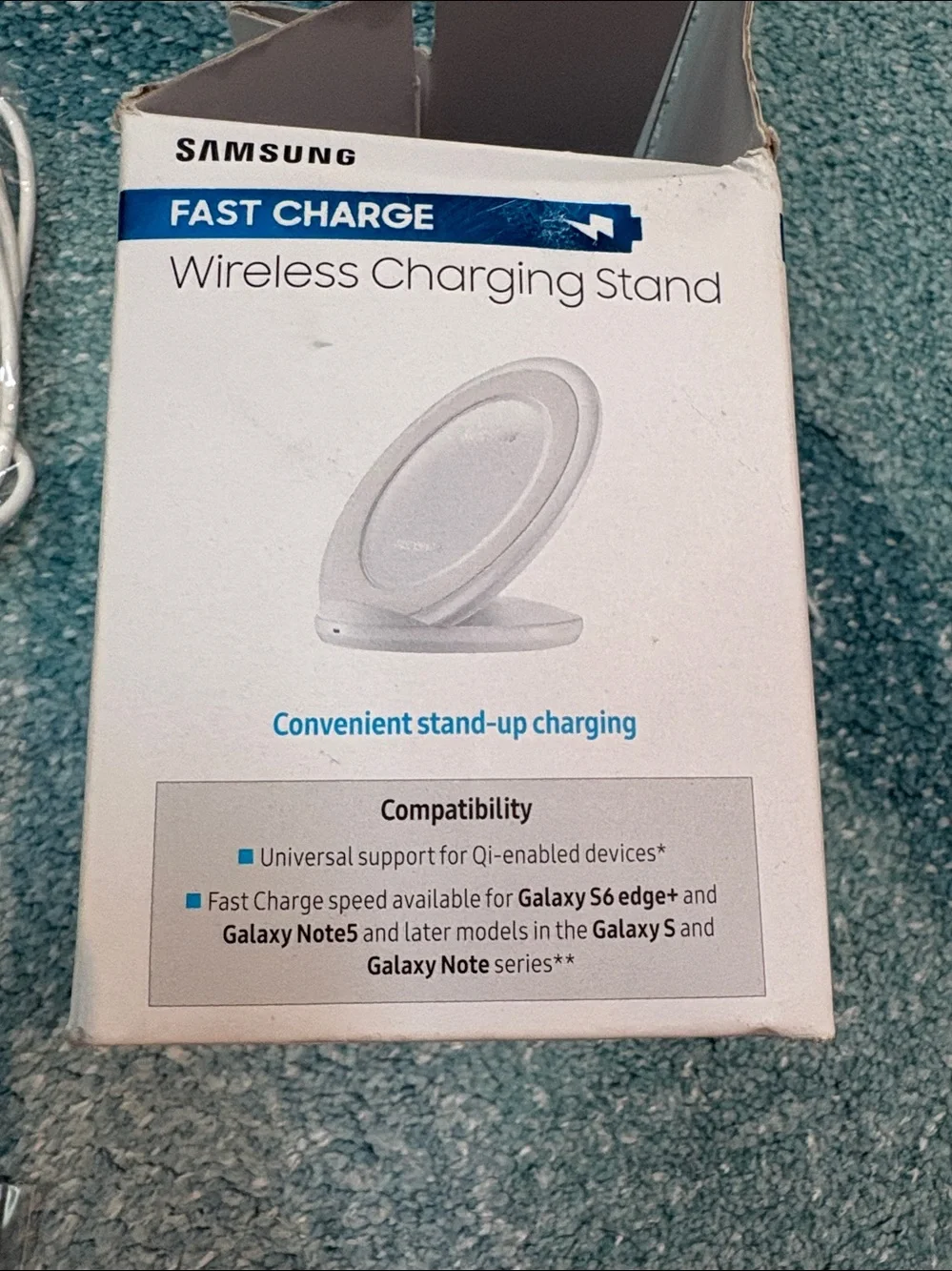 Samsung Fast Charge Wireless Charging Stand.